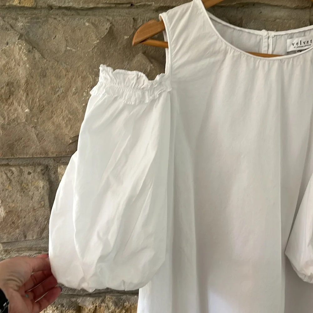 VELVET by Graham & Spencer White Off-the-Shoulder Women's Top Puff Sleeves Med - Picture 4 of 14